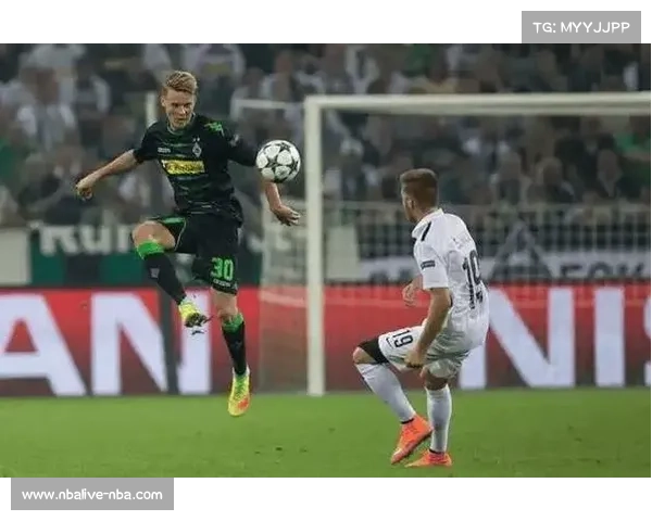 卡拉巴赫主场迎战纽卡斯尔联，海拔2000米人工草皮成客队挑战